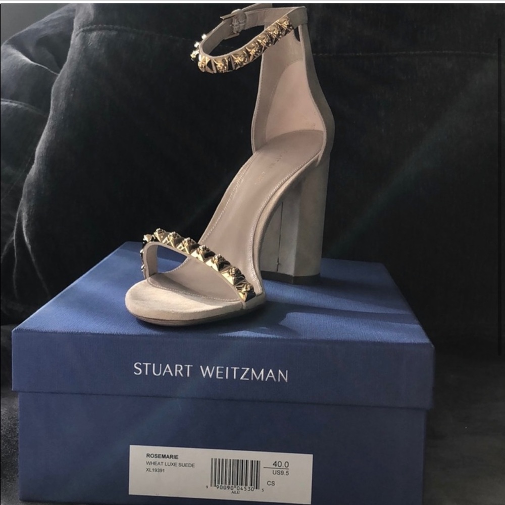 Stuart Weitzman Suede Nude Heel Gold Accents NWOT